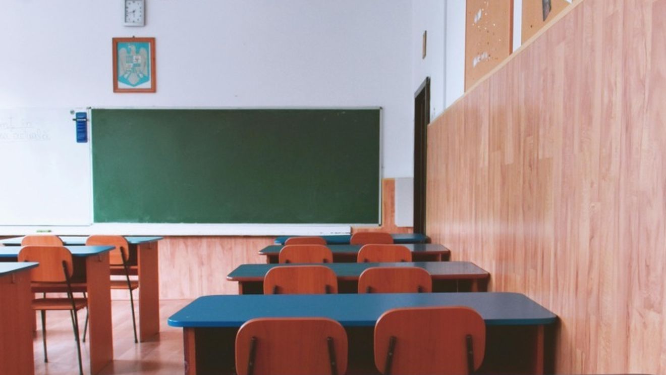 Declin demografic: Patru unităţi de învăţământ din Bistriţa-Năsăud se vor închide din cauza lipsei elevilor