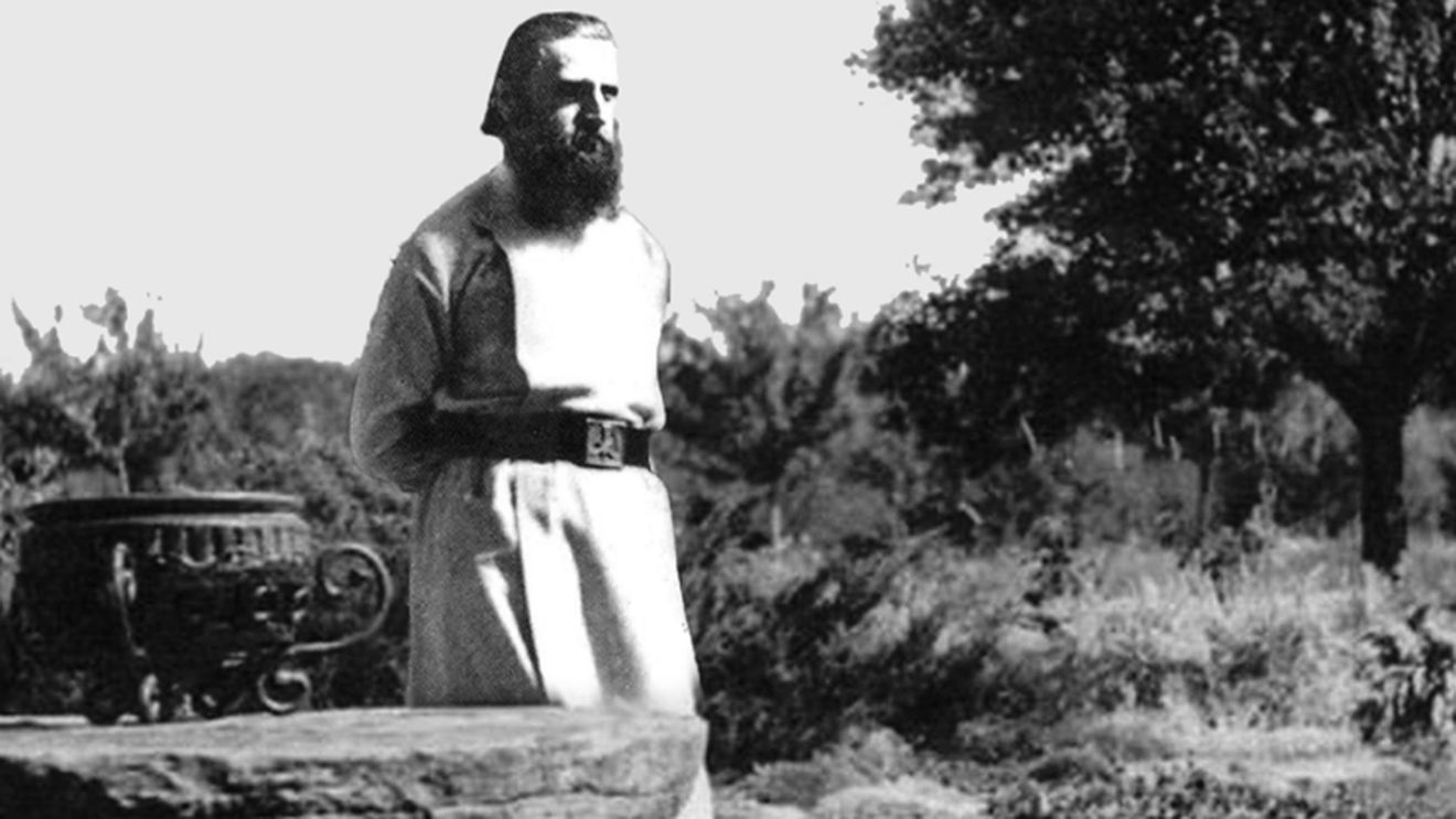 Aproape 15.000 de oameni la slujba de canonizare a lui Arsenie Boca