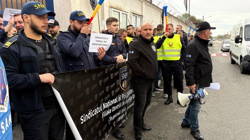 Sindicatele anunţă proteste în penitenciarele din toată ţara / Angajații din sistemul penitenciar nu mai vor modificări ale pensiilor militare