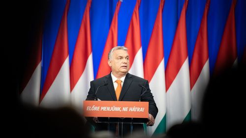 Viktor Orban acuză Occidentul că este cuprins de ''febra războiului'' și susține că Ungaria este "practic singura" ţară europeană pro-pace / Orban vrea o armată mai puternică
