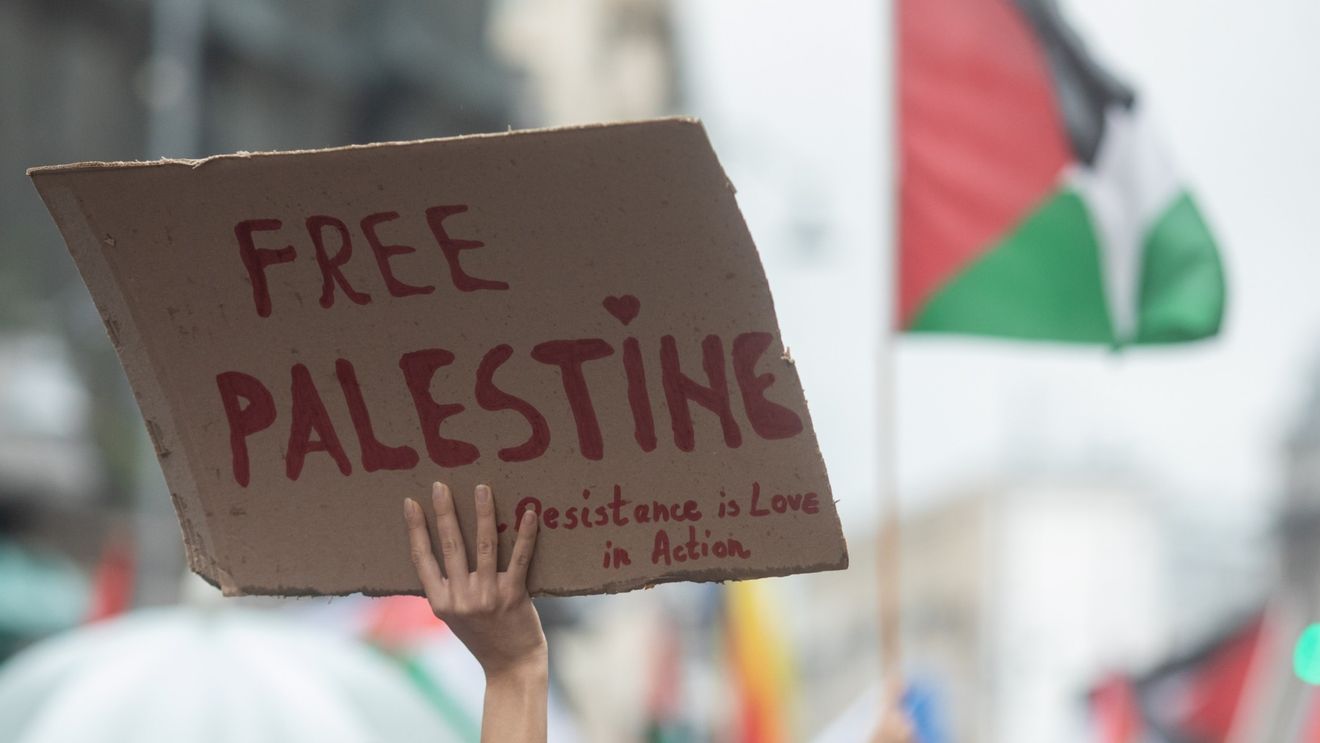 Peste 7000 de oameni au luat parte la un protest pro-palestinian la Berlin