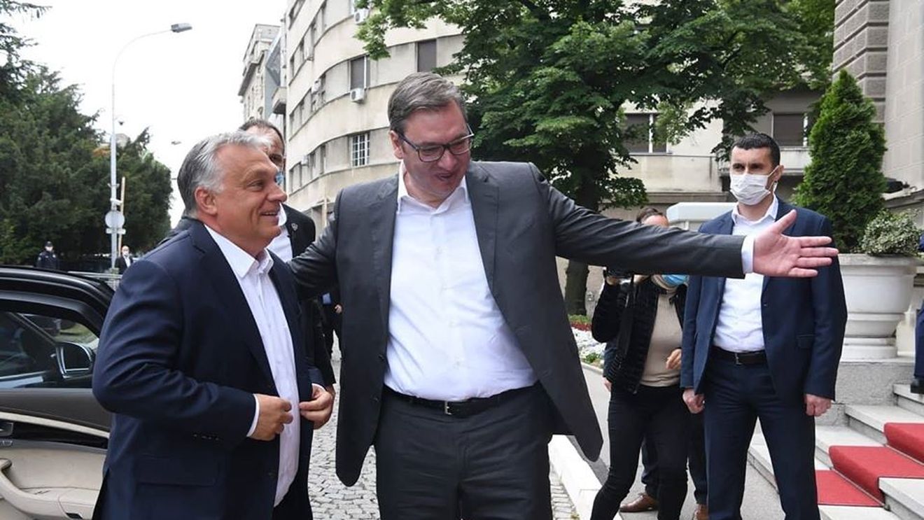 Gazprom negociază cu MOL vânzarea participaţiei sale deţinute la NIS (preşedintele Serbiei)