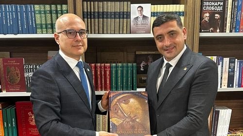 Cine e noul premier al Serbiei, pe care George Simion îl numește ”prietenul meu”: Susținător al Rusiei, respinge sancțiunile UE pentru Kremlin și are doi miniștri sancționați de SUA