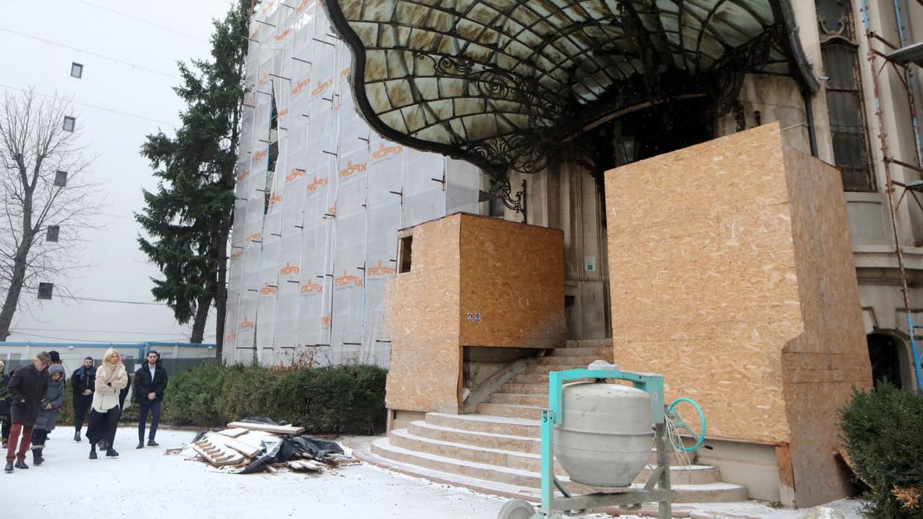 FOTO Deși trebuiau finalizate, lucrările de restaurare ale Palatului Cantacuzino din București, care găzduiește Muzeul Enescu, au ajuns abia la 25% / Ministrul Culturii anunță o nouă licitație