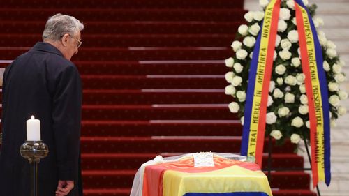 S-a publicat programul funeraliilor de stat ale fostului președinte Ion Iliescu / Cetățenii își pot prezenta condoleanțele miercuri, între orele 13 și 18 / Reguli de acces