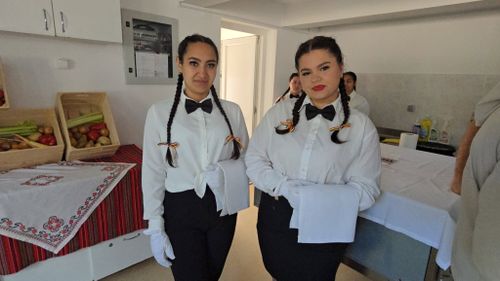 Tinere talente din Bihor au adus România în farfurie, la prima competiţie din ţară dedicată şcolilor de specialitate