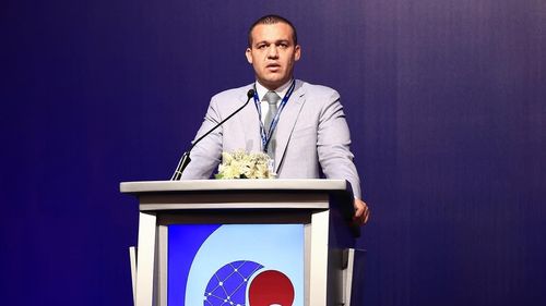 În fruntea Asociaţiei Internaţionale a Boxului a fost reales rusul Umar Kremlev, după ce singurul său contracandidat a fost declarat ineligibil