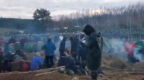 Bagdadul îi va repatria din Belarus pe toți irakienii „care doresc să se întoarcă voluntar” în Irak: „Am obţinut autorizaţia de a opera curse dus între Minsk şi Bagdad pentru a transporta irakienii blocaţi”