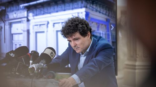 Buletin de București: Nicușor Dan vrea să desființeze 8 instituții de cultură din subordinea PMB. Consilierii PNL au oprit proiectul pe circuit, “să-l mai studieze”