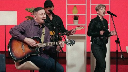 VIDEO O piesă care ia în derâdere protestele anti-guvernamentale din Belarus a fost respinsă de organizatorii Eurovision ca fiind prea politică / Lukașenko: Încep să ne preseze pe toate fronturile. Vom face o altă piesă