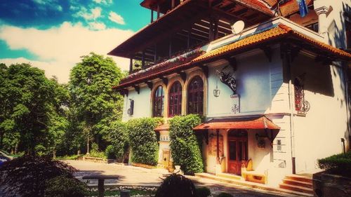 Liberalii nu vor putea să organizeze aniversarea PNL la Vila Florica din Ștefănești / Consiliul Județean Argeș nu le-a dat aprobare