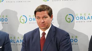 Mărirea și decăderea lui Ron DeSantis, guvernatorul Floridei care părea să devină viitorul lider al MAGA în SUA: „Vezi căderi în politică, dar nu ca aceasta” / Îi va oferi Trump un loc în administrația sa?