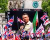 Extremistul britanic de dreapta Tommy Robinson, unul din cei care au incitat la revolte în Belfast, anunțat ca speaker la un eveniment organizat în România de Cezar Victor Năstase, membru al partidului extremist AUR