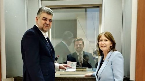 Ciolacu: M-am alăturat românilor care în aceste zile își iau vize pentru SUA / Scopul demersului nostru este de a coborî rata respingerilor sub 3% 