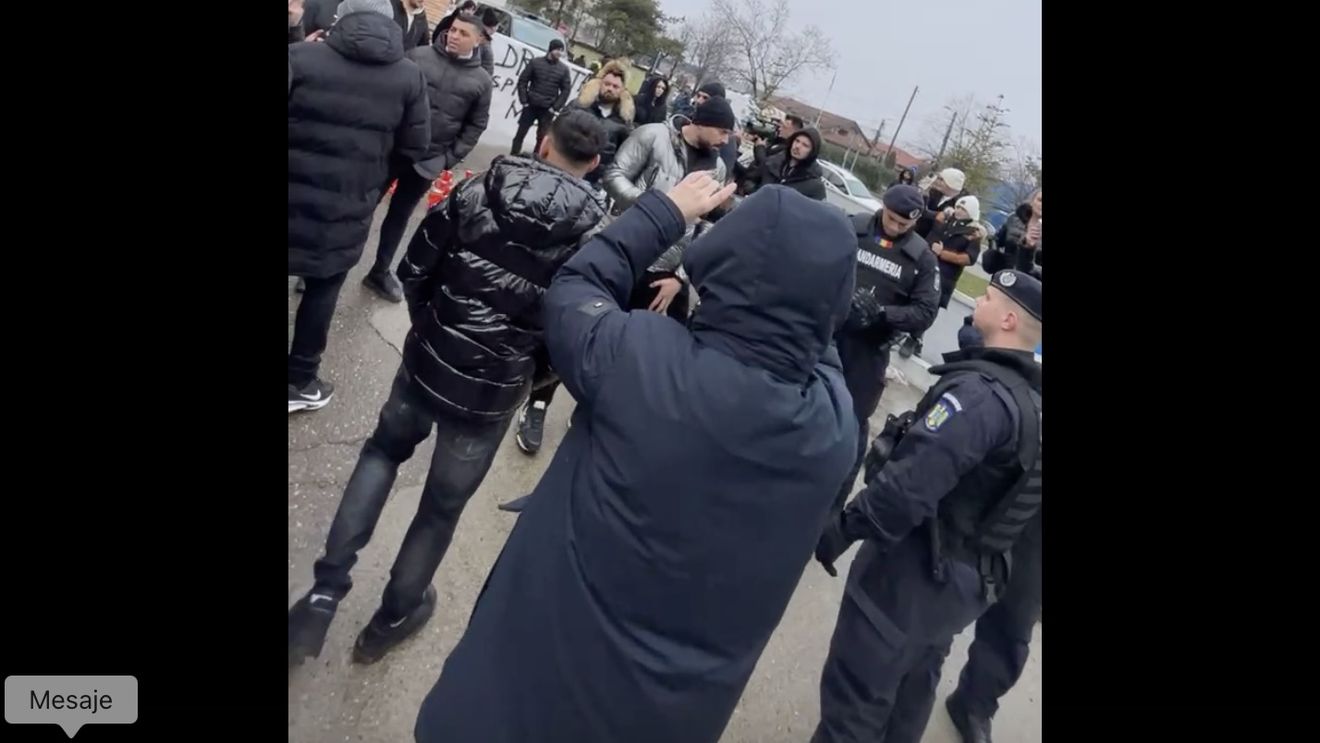 Protest spontan în curtea Spitalului Judeţean de Urgenţă din Buzău, după ce un pacient de 25 de ani a decedat la secţia de ortopedie