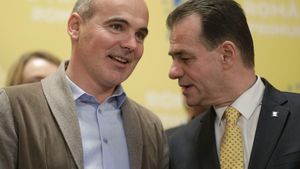 Orban, întrebat dacă Rareș Bogdan este șarpele pe care l-a crescut în partid: Nu l-am crescut eu, că era crescut/ Bogdan: Șarpele în medicină e un simbol al vindecării, al înțelepciunii, cu viziune
