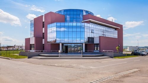 Investiție străină de 3 milioane de euro în Covasna: o companie norvegiană care fabrică macarale maritime a concesionat teren în Parcul Industrial de la Sfântu Gheorghe