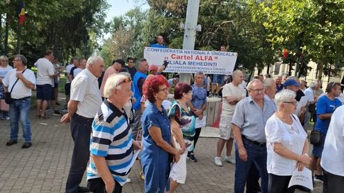 „Cartel Alfa”, protest la Cotroceni, joi / Printre revendicări, reducerea subvenţiilor şi eliminarea privilegiilor pentru partide şi parlamentari