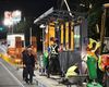 FOTO | Primele șase adăposturi pentru călători de pe linia 5 de tramvai au fost montate în timpul nopții, la Pasajul Băneasa. Primăria: Lucrările continuă