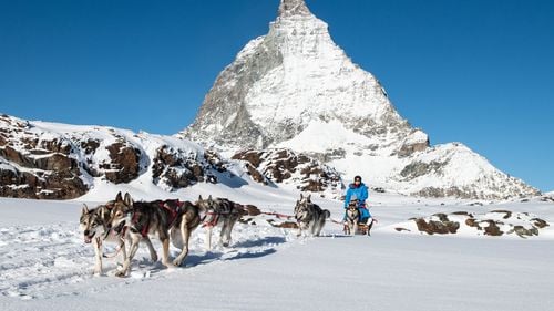 Topirea ghețarilor obligă Elveția și Italia să redeseneze frontiera dintre ele. Schimbările climatice modifică peisajul în Europa, continentul cu cea mai rapidă încălzire din lume