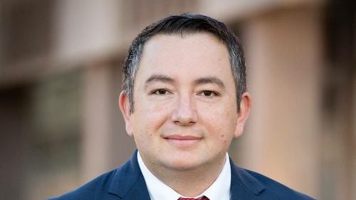 Cine este românul cu cea mai înaltă funcție politică din SUA / Ben Toma a plecat din România în Statele Unite când avea 8 ani și acum a fost învestit preşedinte al Camerei Reprezentanţilor din Statul Arizona