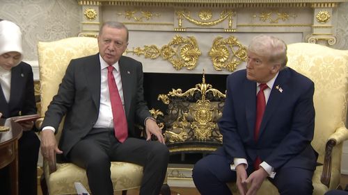 Aflat în vizită la Casa Albă, președintele Turciei Recep Tayyip Erdoğan a fost sfătuit de Trump să nu mai cumpere petrol din Rusia