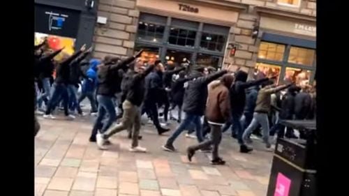 Suporterii echipei Lazio Roma, interzişi la Marsilia pentru meciul cu Olympique din cauza violenței și a sloganurilor fasciste și naziste