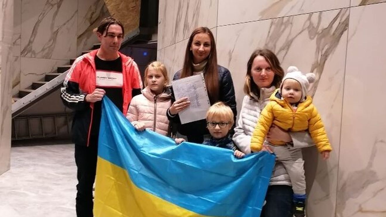 Două mame din Odesa, refugiate în Mamaia, despre experiența războiului: ”Am mers pe jos și era foarte frig, oamenii ne luau în casele lor”/ ”Soțul meu putea să vină și el, avem trei copii, dar a ales să rămână ca să ajute oamenii care voiau să plece”