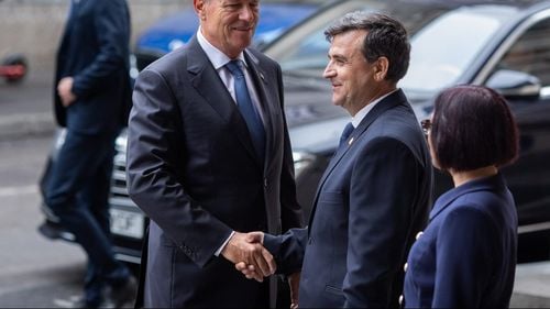 Crin Bologa, întrebat dacă DNA se va sesiza în afacerea mașinilor BMW cumpărate de Poliție de la prietenul lui Klaus Iohannis: ”Este posibil orice/ DNA s-a sesizat din surse proprii sau presă de absolut orice a apărut despre suspiciuni de corupție”