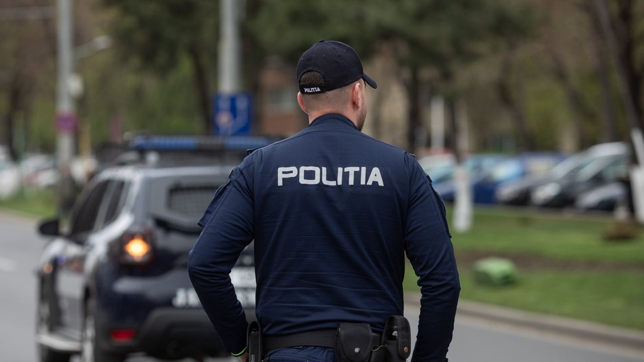 Administratorul unui cămin de bătrâni din Botoșani, reţinut pentru că a ameninţat o fostă angajată