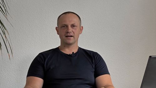 Rezultate alegeri locale 2025. Primăria Bușteni, câștigată de candidatul independent Alexandru Florescu / Fiica fostului primar PSD Savin - pe locul 2