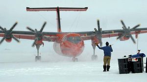 Cercetătorii britanici din Antarctica se vaccinează cu AstraZeneca / Vaccinul a ajuns aici după nouă luni de la lansare