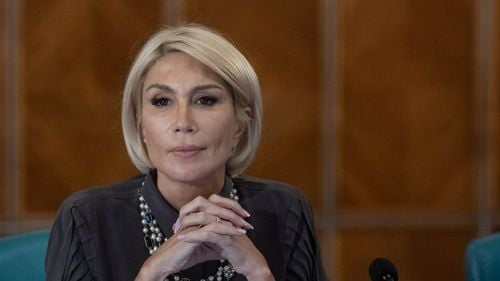 Raluca Turcan va suporta integral costurile unei vizite de șapte zile în Japonia, după ce Camera Deputaților aprobase un memorandum pentru ca deputatei PNL să i se asigure transportul, indemnizație de deplasare și cazare, precum și diurnă