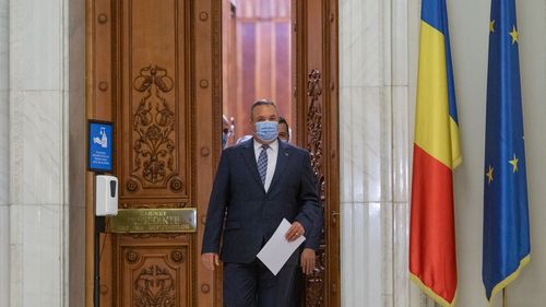 Ciucă: PNRR reprezintă axul programului de guvernare / Vor fi indexate pensiile cu aproximativ 10% / Salariul minim crește la 2.550 de lei/ Programul de guvernare complet (document)