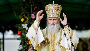 Trinitas TV anunță că IPS Pimen, Arhiepiscopul Sucevei şi Rădăuţilor, a murit