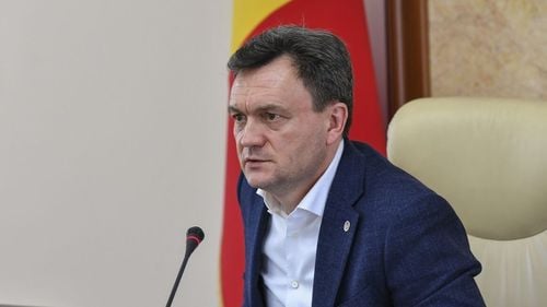 După Maia Sandu, și premierul Dorin Recean denunță răspândirea de informații false / A fost acuzat că se întâlnește cu ”capii mafiei de la Tiraspol”