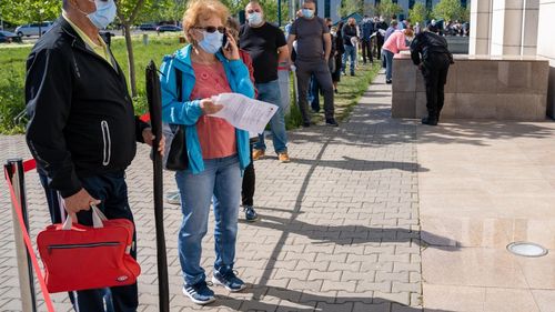 Ministerul Apărării: 35 de studenţi şi ofiţeri studenţi de la Institutul de Medicină Militară vor participa la Maratonul vaccinării pentru viaţă din Capitală