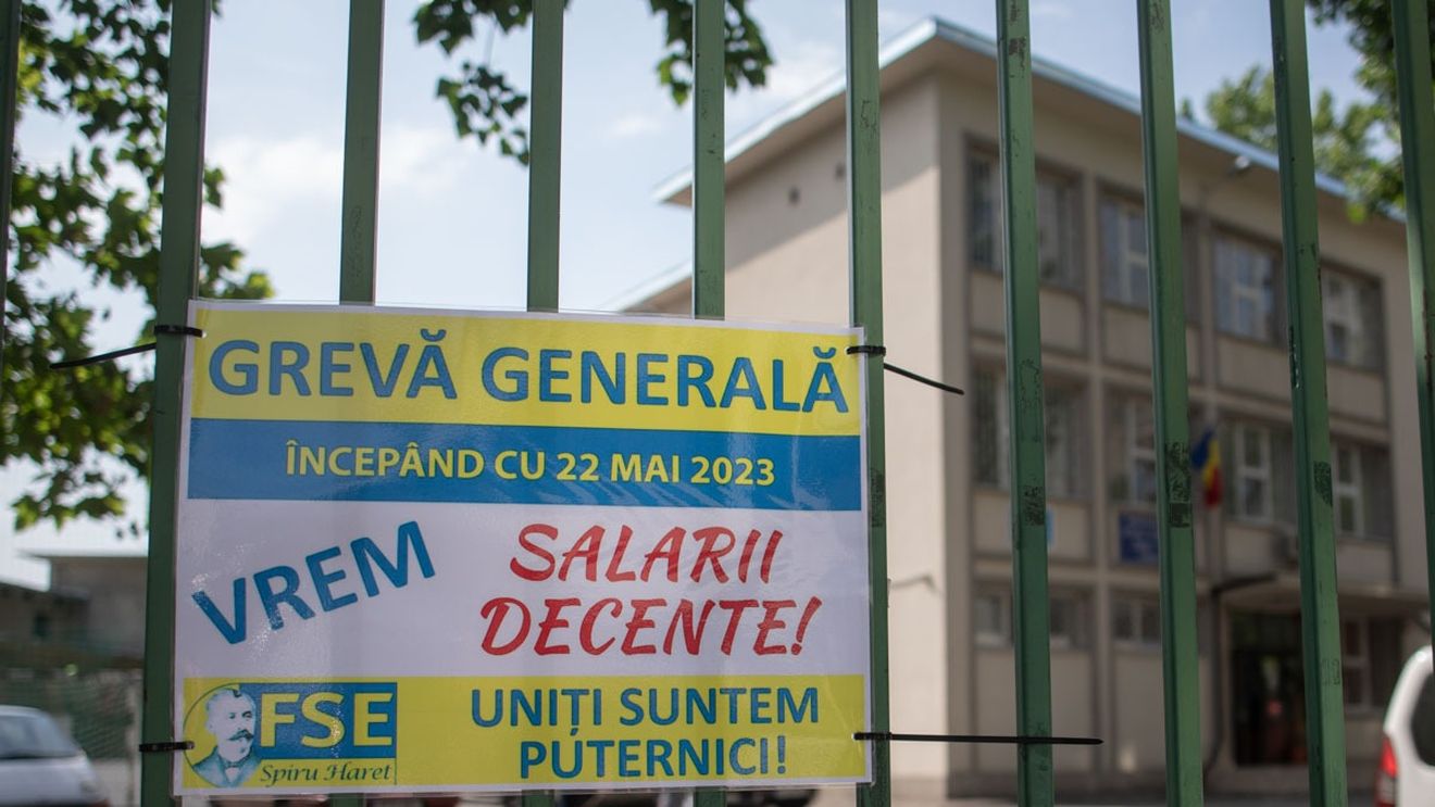 Greva generală din școli continuă marți. Guvernul nu a mai invitat luni sindicatele la discuții, după ce reprezentanții profesorilor au cerut o nouă întâlnire