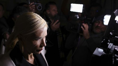 DIICOT: Stadiul anchetei în dosarul Nordis, 400 de volume, 600 de păgubiţi, 2.000 de persoane audiate