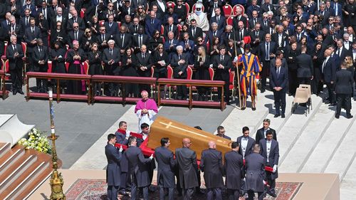 Cinci momente istorice de la funeraliile Papei Francisc