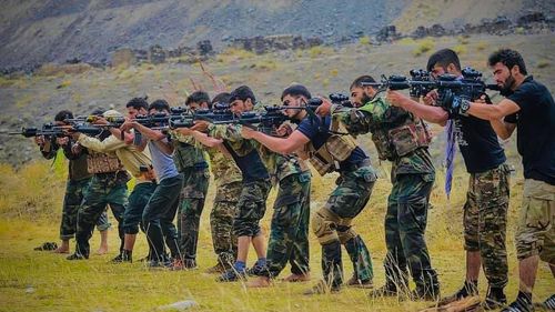 Frontul Național de Rezistență din Afganistan: „Lupte grele” împotriva talibanilor au loc în Valea Panjshir