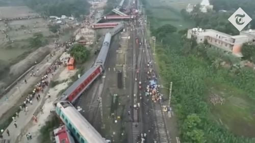 Președintele Iohannis transmite condoleanţe autorităţilor şi poporului Indiei în urma tragicului accident feroviar în care au murit peste 280 de oameni, iar alte 900 sunt rănite