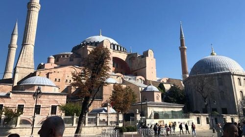 Domul Hagiei Sofia din Istanbul va fi restaurat şi va rămâne acoperit timp de un an