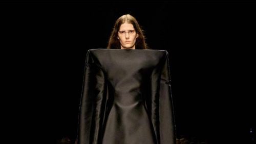 Transylvanian Design Week, în Harghita: tema ediției viitoare va fi „Noul Ev Mediu” / „Neomedievalismul oferă un punct de pornire pentru reflecţii asupra culturii vizuale contemporane”