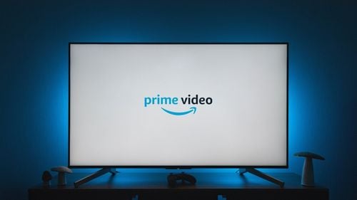 Amazon va concedia câteva sute de angajați de la serviciul de streaming Prime Video și de la studioul de film și televiziune/ Prime Video va avea și un abonament cu reclame, pe unele piețe, la fel ca Netflix și Disney