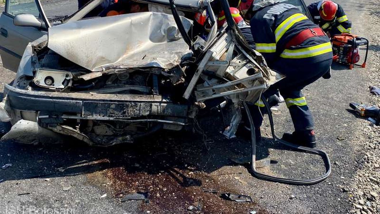 Patru persoane au fost rănite în urma unui accident rutier produs în Botoșani