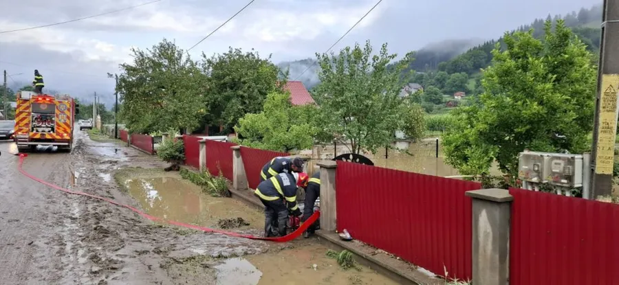 inundatii neamt suceava