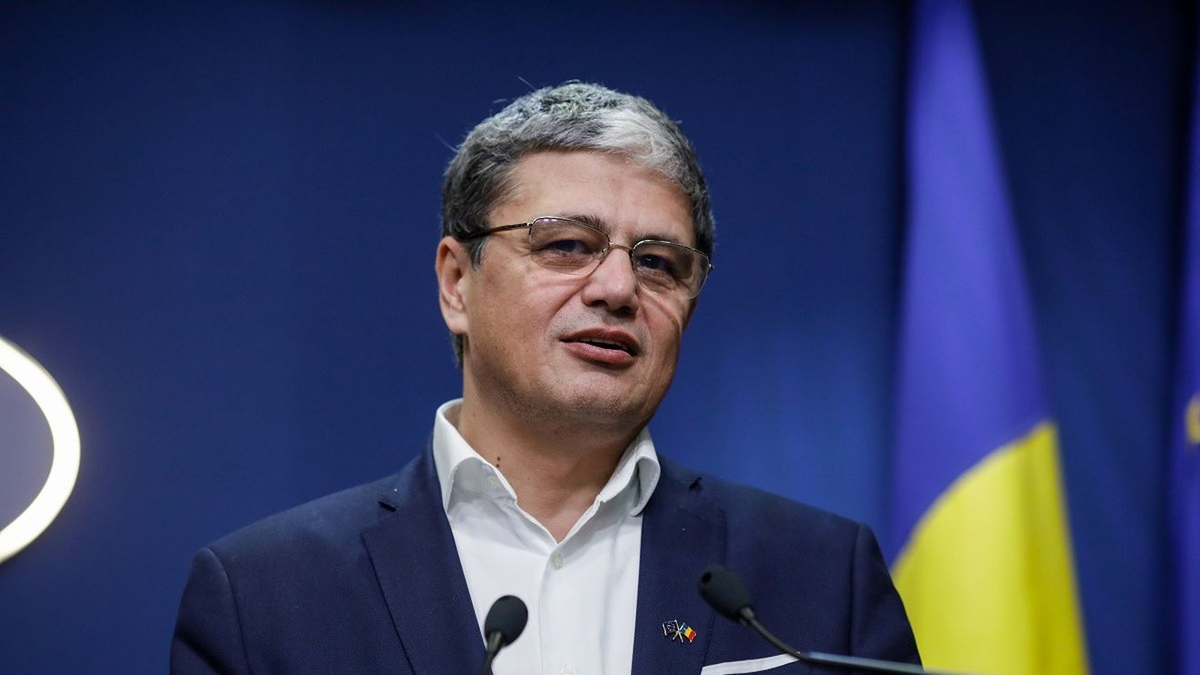Boloş: Dacă mă uit la salariile demnitarilor din UE, pot să fiu invidios. Salariile demnitarilor români sunt de bun simț. Îngheţarea acestora, un exerciţiu de solidaritate