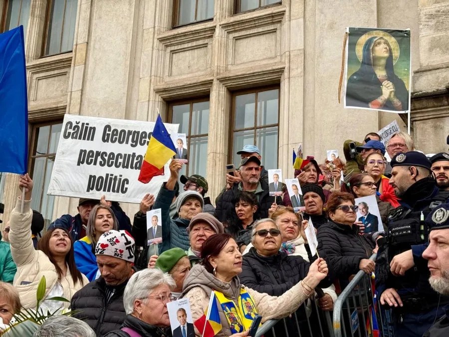 sustinatori-Calin-Georgescu-Curtea -de-Apel-Bucuresti