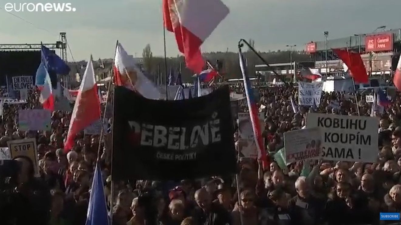 50.000 de protestatari au cerut la Praga demisia premierului ceh Andrei Babis, acuzat de fraudă și conflict de interese